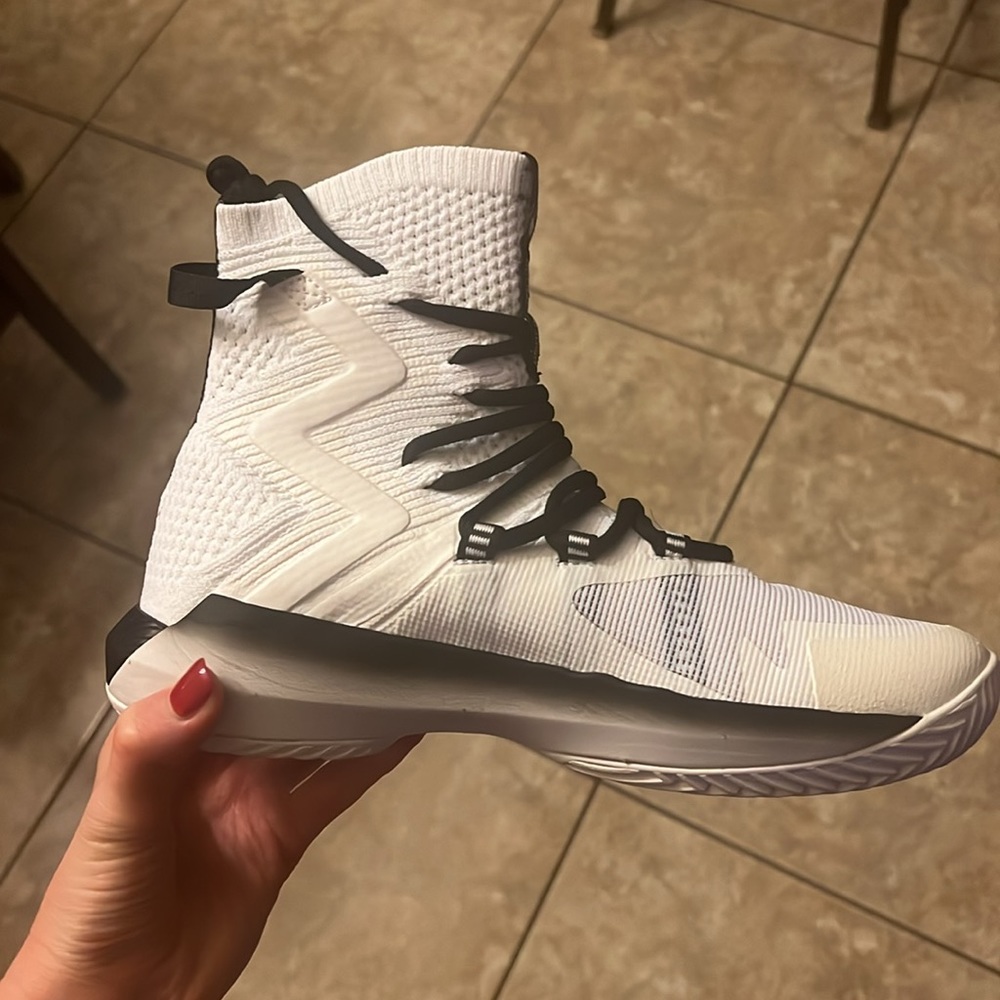 Under Armour Highlight Ave 2.0